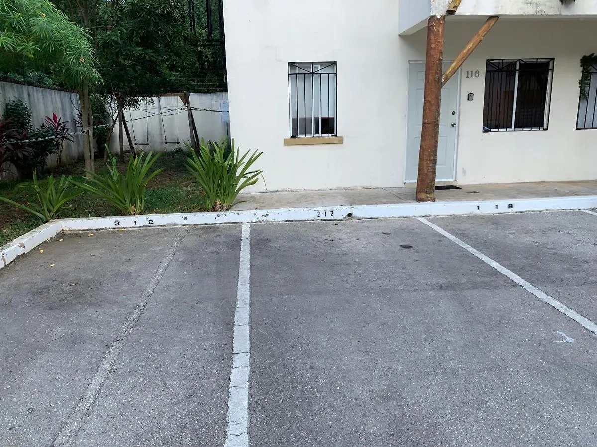 Acogedor Apartamento Con Piscina Bbq Wifi Playa del Carmen Apartment