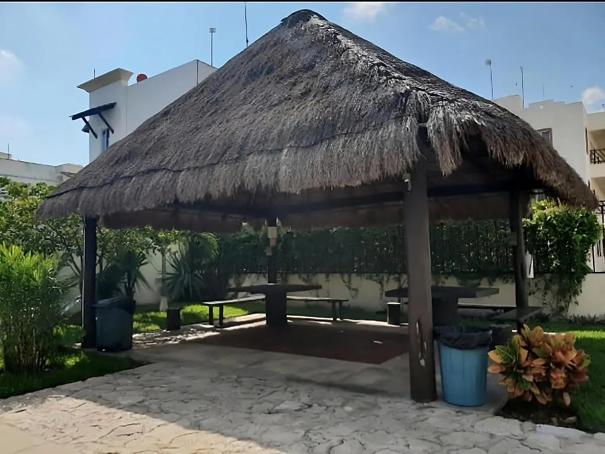 Acogedor Apartamento Con Piscina Bbq Wifi Playa del Carmen Mexico